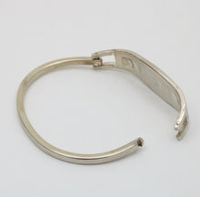 Load image into Gallery viewer, Sterling Silver Inlay Mother Of Pearl Heart & Butterfly Bangle
