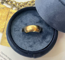 Load image into Gallery viewer, Vintage Tiffany & Co. 14K Yellow Gold Wide Band
