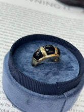 Load image into Gallery viewer, Vintage 14K Yellow Gold Black Onyx Dome Ring