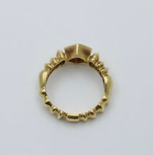 Load image into Gallery viewer, Vintage 18K Yellow Gold Garnet Bohemian Style Band