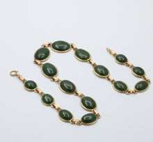 Load image into Gallery viewer, Vintage Oval Eternity Jade 14K Yellow Gold Necklace