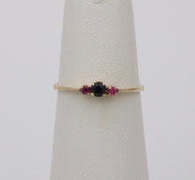 Load image into Gallery viewer, Vintage Blue Sapphire Ruby 14K Yellow Gold Ring