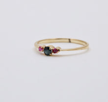 Load image into Gallery viewer, Vintage Blue Sapphire Ruby 14K Yellow Gold Ring