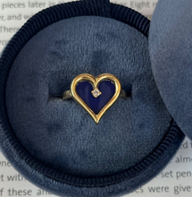 Load image into Gallery viewer, Vintage 14K Yellow Gold Heart Lapis Lari Diamond Ring.
