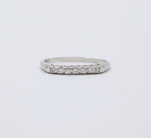 Load image into Gallery viewer, Art Deco Platinum 7 stones Diamonds Band