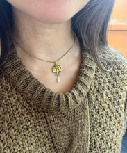 Load image into Gallery viewer, Antique Art Nouveau Krementz Enamel Ivy Leaf 14K Yellow Gold Pearl Pendant.