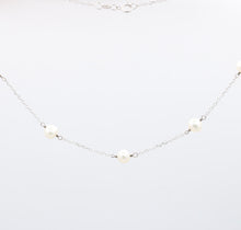 Load image into Gallery viewer, 16" Vintage 14K White Gold Cultured Pearl Station Necklace