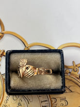 Load image into Gallery viewer, Vintage 9K Yellow Gold Claddagh Ring, Fade Ring