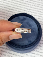 Load image into Gallery viewer, Vintage Platinum Seven Diamonds Band