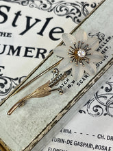 Load image into Gallery viewer, Vintage 14K Yellow Gold Carved Flower DIamond Brooch