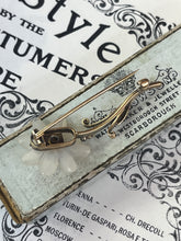 Load image into Gallery viewer, Vintage 14K Yellow Gold Carved Flower DIamond Brooch