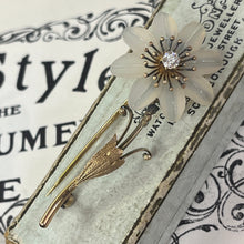 Load image into Gallery viewer, Vintage 14K Yellow Gold Carved Flower DIamond Brooch