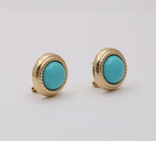 Load image into Gallery viewer, Vintage 14K Yellow Gold Turquoise Button Clip On Earrings