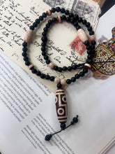 Load image into Gallery viewer, Vintage Tibetan Agate Dzi Style Pendant Necklace