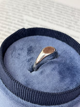 Load image into Gallery viewer, Tiffany & Co 18K White Gold Signet Band