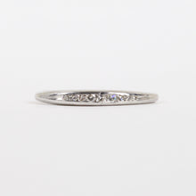 Load image into Gallery viewer, Vintage Platinum Diamond Wedding Band