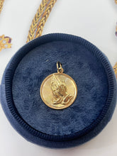 Load image into Gallery viewer, Vintage 14K Yellow Gold  Praying Hand Charm Pendant