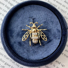 Load image into Gallery viewer, Vintage 14K Yellow Gold Diamond Bee Brooch Pin