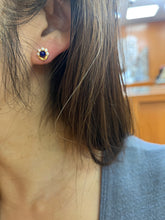 Load image into Gallery viewer, Vintage 14K Yellow Gold Lapis Lazuli Flower Studs.