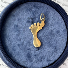 Load image into Gallery viewer, Vintage 14K Yellow Gold Footprint Charm Pendant.