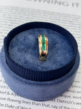 Load image into Gallery viewer, Vintage 14K Yellow Gold Emerald Band