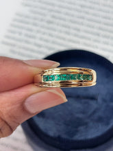 Load image into Gallery viewer, Vintage 14K Yellow Gold Emerald Band