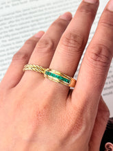 Load image into Gallery viewer, Vintage 14K Yellow Gold Emerald Band