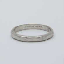 Load image into Gallery viewer, Vintage Orange Blossom Flower Platinum Wedding Band