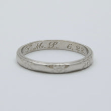 Load image into Gallery viewer, Vintage Orange Blossom Flower Platinum Wedding Band