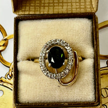Load image into Gallery viewer, Vintage 14K Yellow Gold Green Tourmaline Diamonds Ring