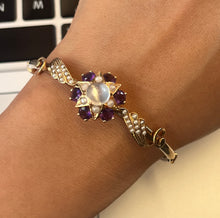 Load image into Gallery viewer, Vintage 10K Yellow Gold Star MoonStone, Amethyst And Pearl Bangle