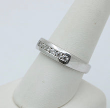 Load image into Gallery viewer, Vintage Platinum Seven Diamonds Band