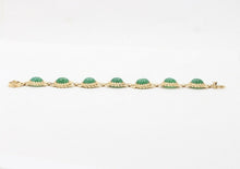 Load image into Gallery viewer, Beautiful Vintage Aventurine 14K Yellow Gold Bracelet