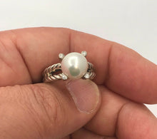 Load image into Gallery viewer, David Yurman Cable Pearl Ring with Diamonds