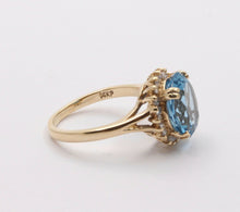Load image into Gallery viewer, Vintage 14K Yellow Gold Blue Topaz Diamond Cocktail Ring