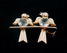Load image into Gallery viewer, Vintage Lovebirds 18K Rose Gold Aquamarines Brooch Pin