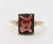 Load image into Gallery viewer, Vintage 10K Yellow Gold Rubellite Tourmaline Ring, Cocktail Ring.