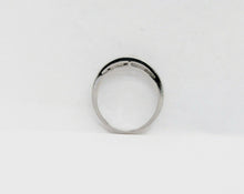 Load image into Gallery viewer, Vintage Platinum Diamond Wedding Band Ring