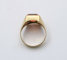 Load image into Gallery viewer, Beautiful Erie Basin Orange Stone 9K Yellow Gold Ring