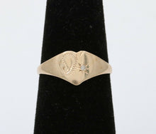 Load image into Gallery viewer, English 9K Yellow Gold Diamond Heart Signet Ring