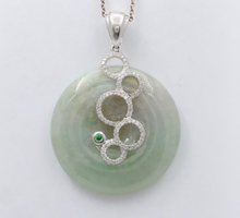 Load image into Gallery viewer, Vintage 18K White Gold Reincarnation Jade Pendant, Necklace.