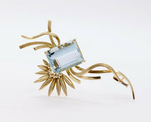 Load image into Gallery viewer, Bright and Beautiful Aquamarine 18K Yellow Gold Flower Vines Brooch Pin