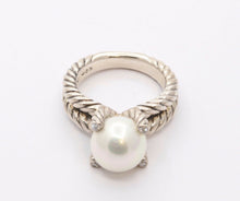 Load image into Gallery viewer, David Yurman Cable Pearl Ring with Diamonds