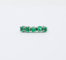 Load image into Gallery viewer, Vintage 14K Yellow Gold Emerald Five Stone Stacking Ring Band,Wedding Band.