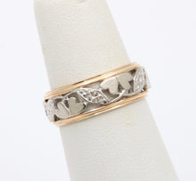 Load image into Gallery viewer, Vintage Heart and Leaves 14K White Yellow Gold Ring Band