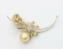 Load image into Gallery viewer, Vintage 18K White/Yellow Gold Pearl Diamond Floral Brooch