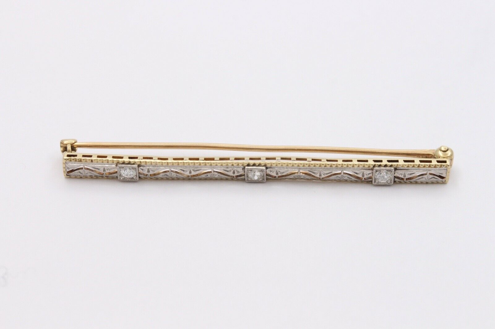 Gold hot sale bar pin