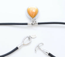 Load image into Gallery viewer, Landau Mother of Pearl Drop Pendant Necklace