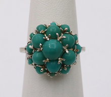 Load image into Gallery viewer, Vintage 18K Gold Dome Cluster Turquoise Ring