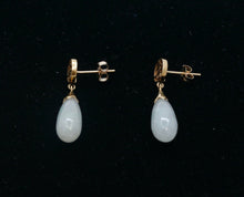 Load image into Gallery viewer, Vintage Ladies 14K Yellow Gold Jade Long Life Teardrop Earrings